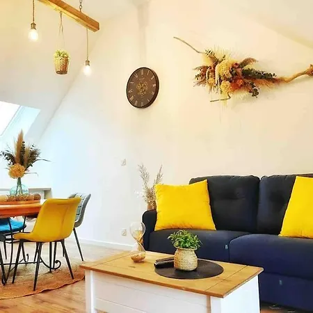 Logement Cosy Et Confortable. Thourotte Esterno foto