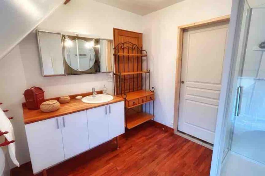Cosy Et Confortable. Appartement Thourotte